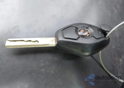 2000 BMW 328I z USA, uszkodzony, nr VIN WBAAM534XYJR61034